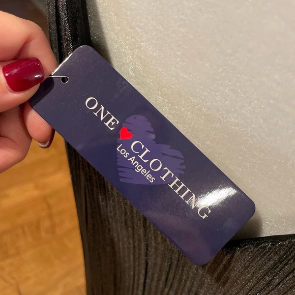 BNWT Silver & Black Shimmery Cocktail Dress - Picture 3 of 10